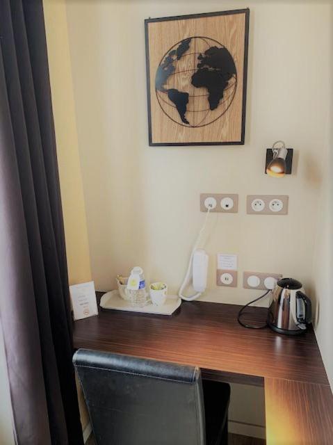 Hotel De Bretagne Dol Centre Ville - Hotel Et Restaurant 多尔德布列塔尼 外观 照片