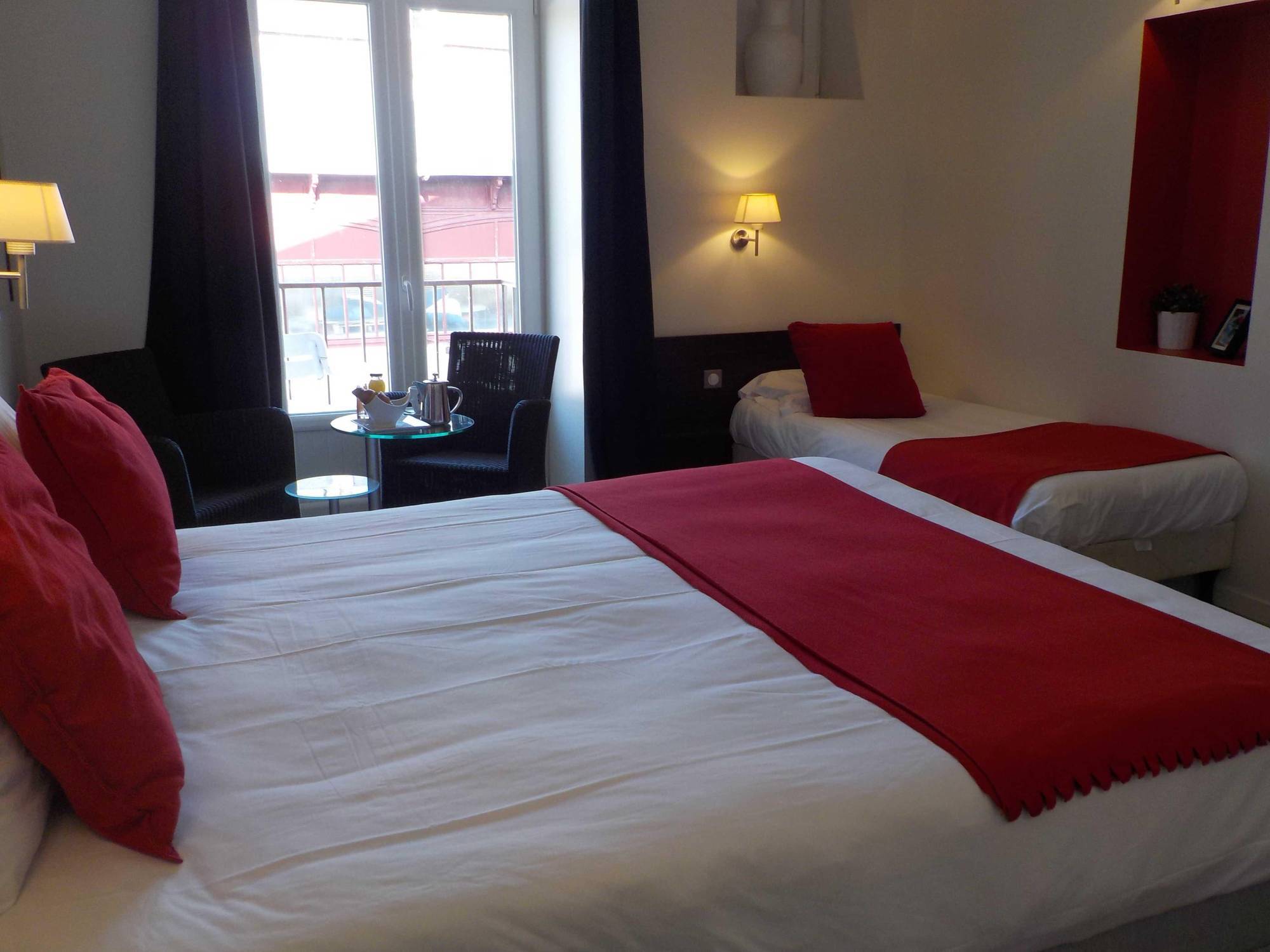 Hotel De Bretagne Dol Centre Ville - Hotel Et Restaurant 多尔德布列塔尼 外观 照片
