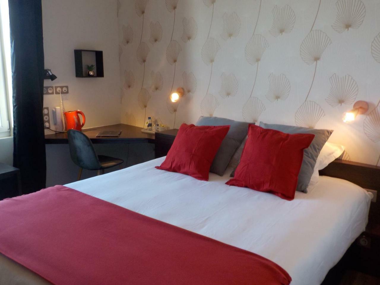 Hotel De Bretagne Dol Centre Ville - Hotel Et Restaurant 多尔德布列塔尼 外观 照片